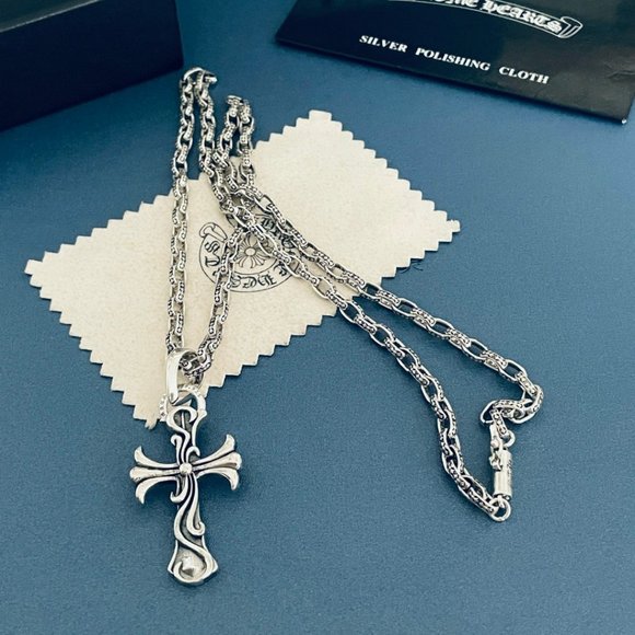 Chrome Hearts Vintage Vine Flower Cross Pendant Cross Flower Necklace - Picture 5 of 6